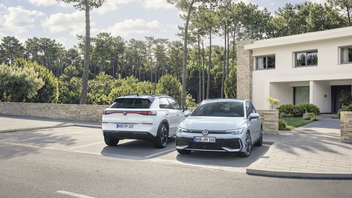 Nowe hybrydowe Volkswageny: Golf i T-Roc
