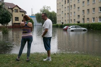 Kraków: Kolektory deszczowe mają zabezpieczyć osiedle Kabel