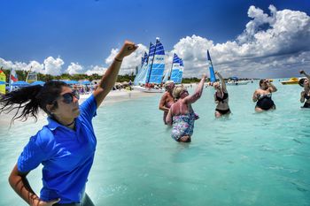 Wrócił z rajskiej wyspy. Odradza innym. "Nawet za darmo bym nie poleciał"