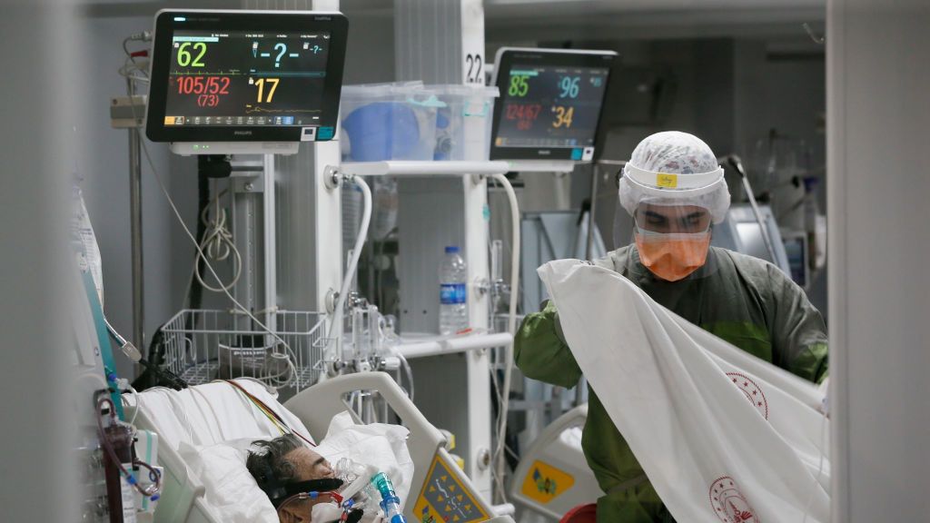 Turcja. Pożar w szpitalu