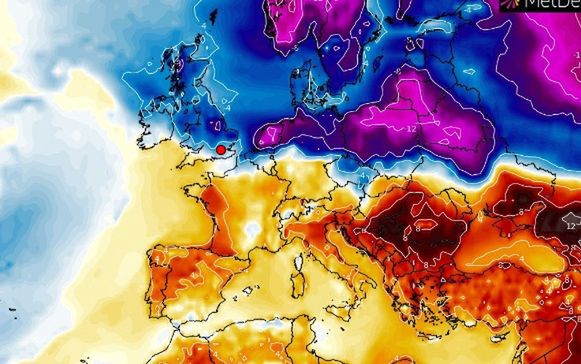 Pogoda. Dni mrozu i intensywnych opadów śniegu / Fot. Wxcharts