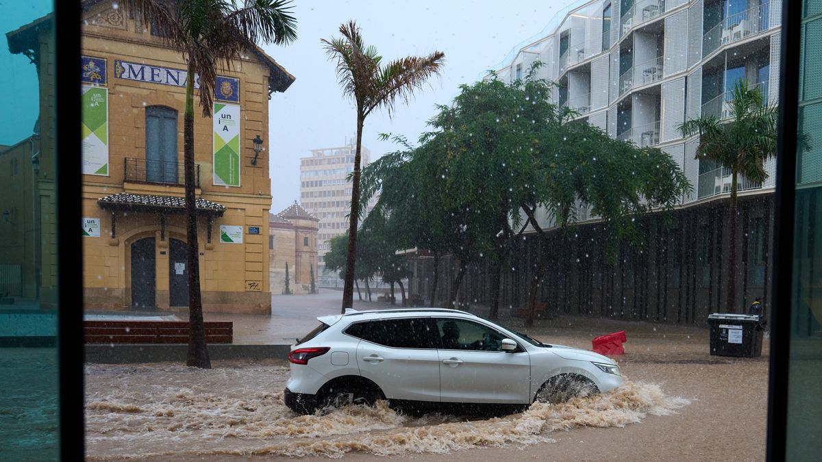 Powódź w Maladze. Ulewne deszcze znów zalewają hiszpańskie miast