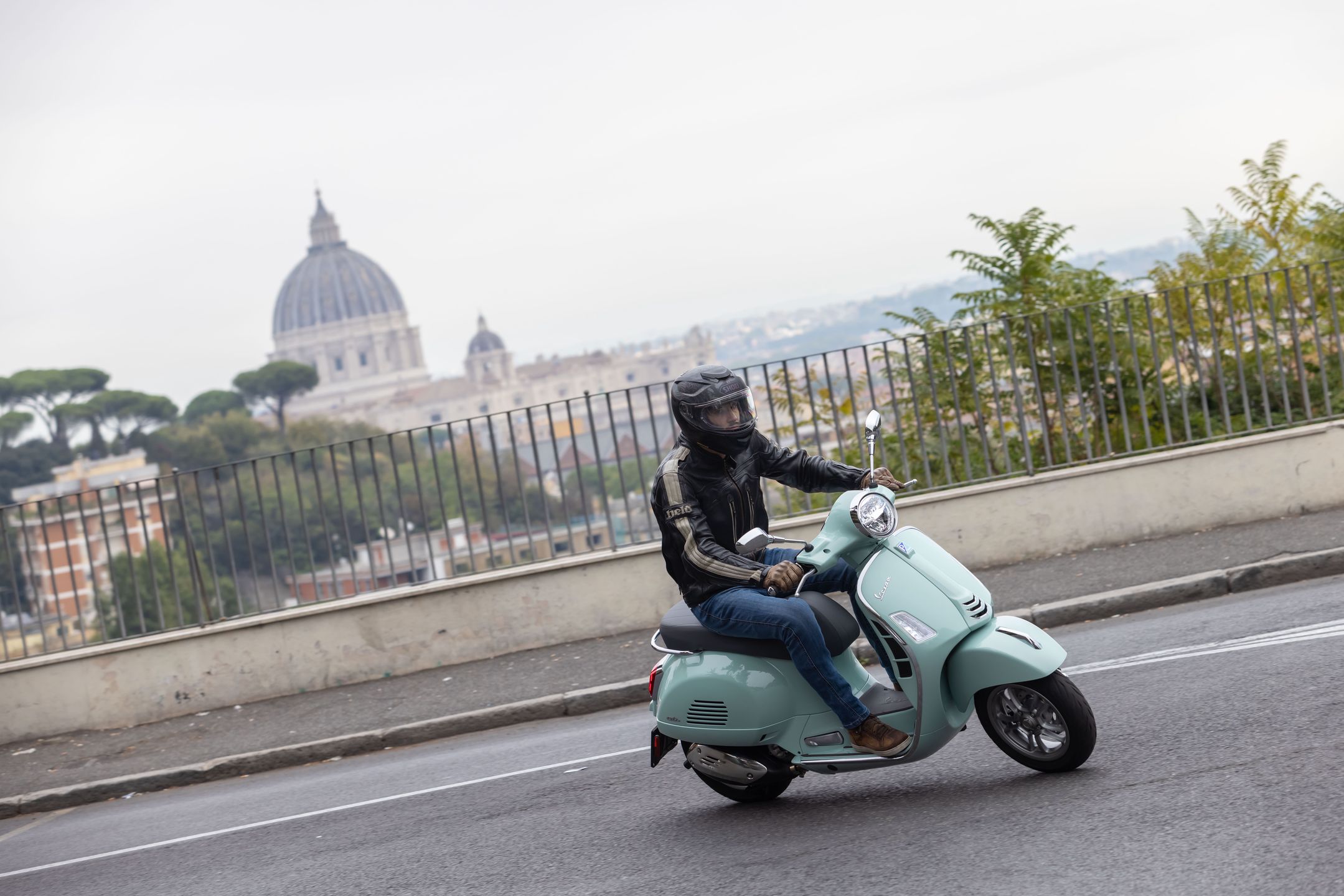 Vespa GTS