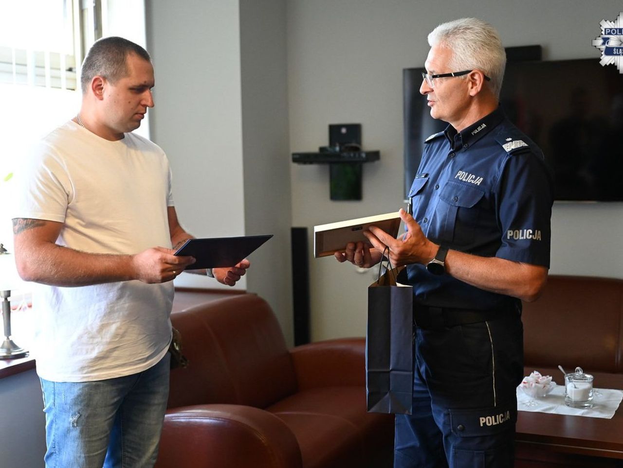 Chorzów: Rzucili się na pomoc i obezwładnili nożownika