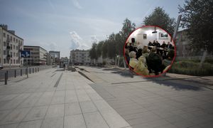 Fekalia i libacje na placu Szembeka. Mieszkańcy żądają zmian