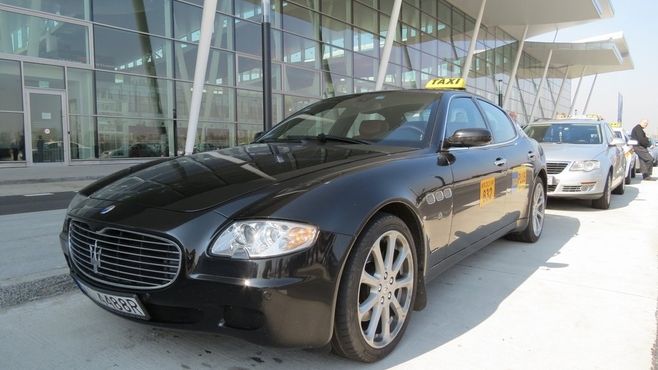 Maserati Quattroporte (fot. Przemysław Wronecki, GazetaWroclawska.pl)