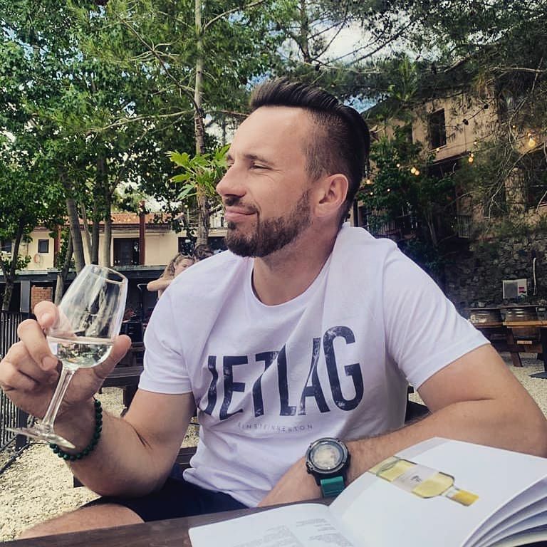 Oto Łukasz Nowak, zapalony podróżnik i ojciec drugiej córki Olgi Frycz! 