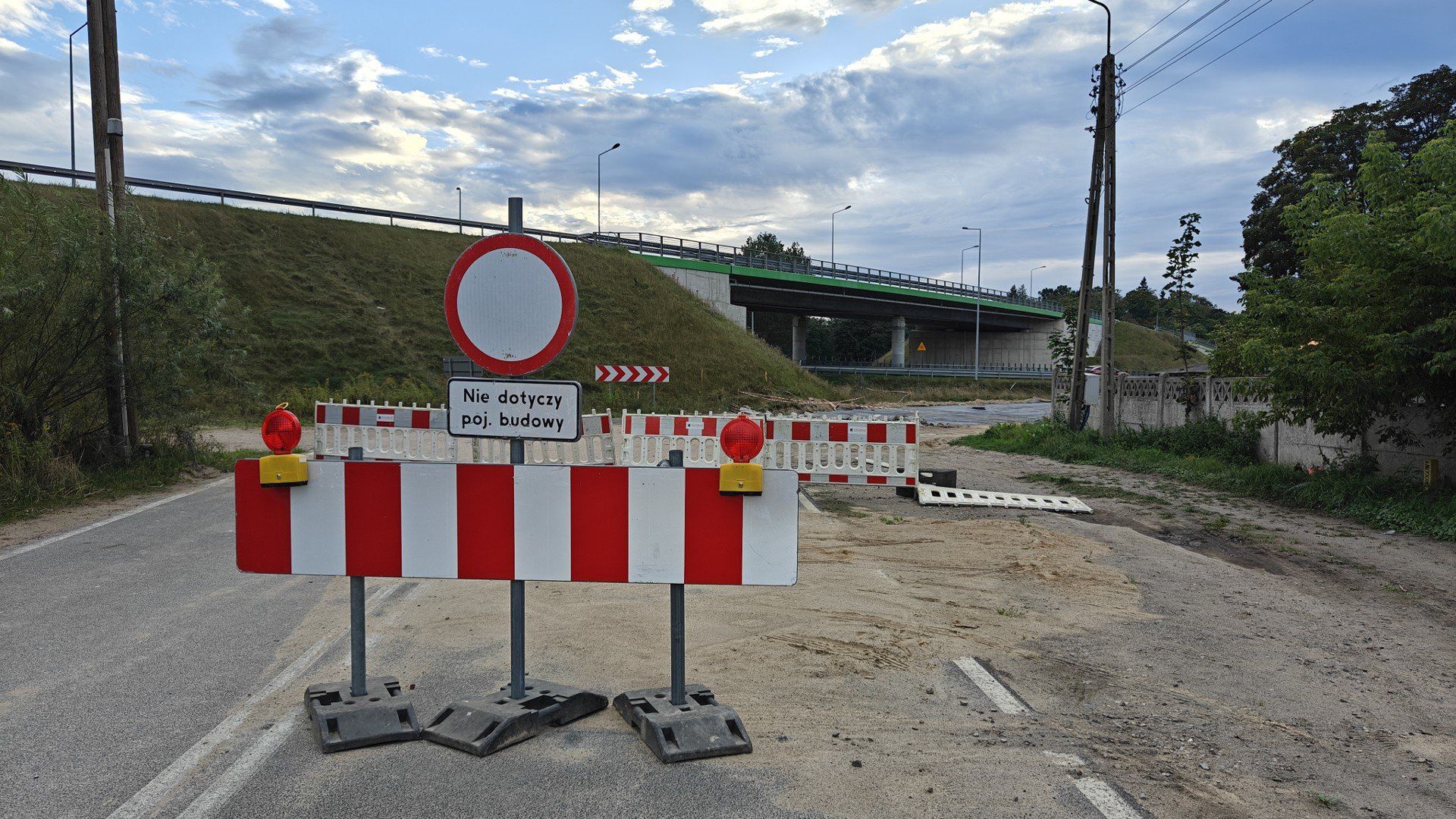własne