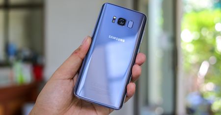 Polak odkrył lukę w smartfonach Samsunga. Pozwalała uruchomić złośliwy kod przez MMS-y