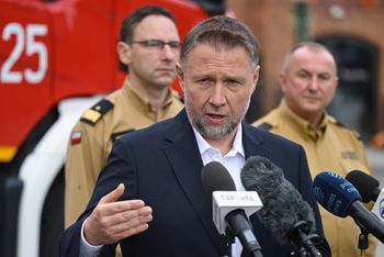 Wyzwanie od policjantki dla Mentzena. Jest reakcja z MSWiA