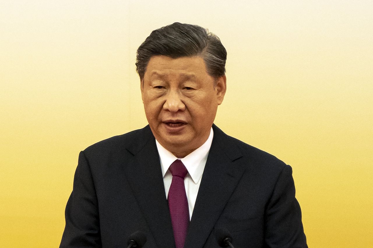 Apel z Chin. Tak chcą uderzyć w gospodarkę USA. Na zdjęciu Xi Jinping