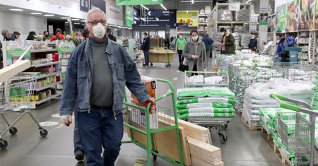 Leroy Merlin idzie śladem InPostu. "Szybkomaty" zaleją Polskę