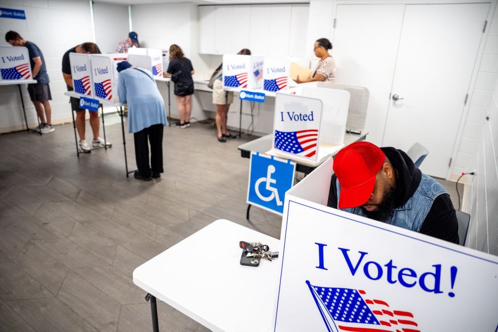 Early voting kicks off in key battleground states with high turnout