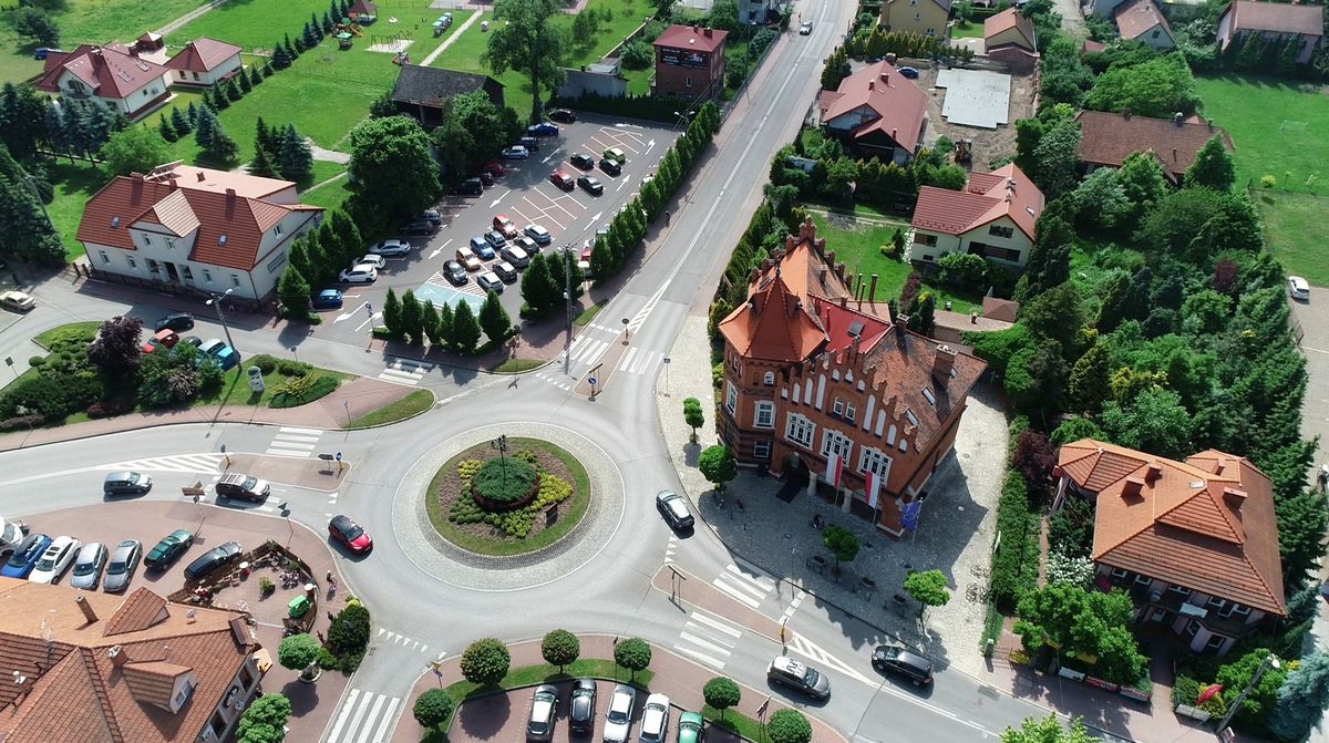 Burmistrz Niepołomic wraca do pracy