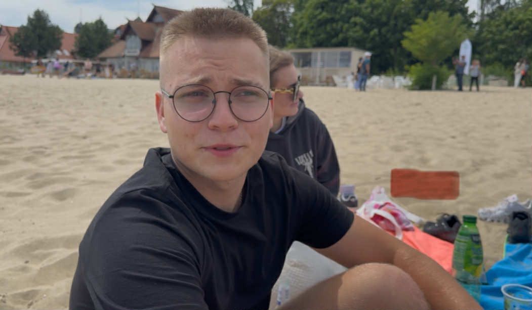 - Próbowaliśmy wchodzić do morza - przyznaje Wojtek.