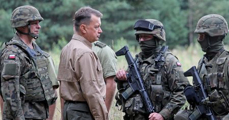 Kryzys na granicy. Ministerstwo zapowiada nagrody dla żołnierzy