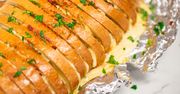 Grillowany chleb z serem. Tak pyszny, że zniknie w 5 minut