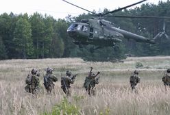 Potężna dostawa z Rygi na Ukrainę. Śmigłowce i armatohaubice