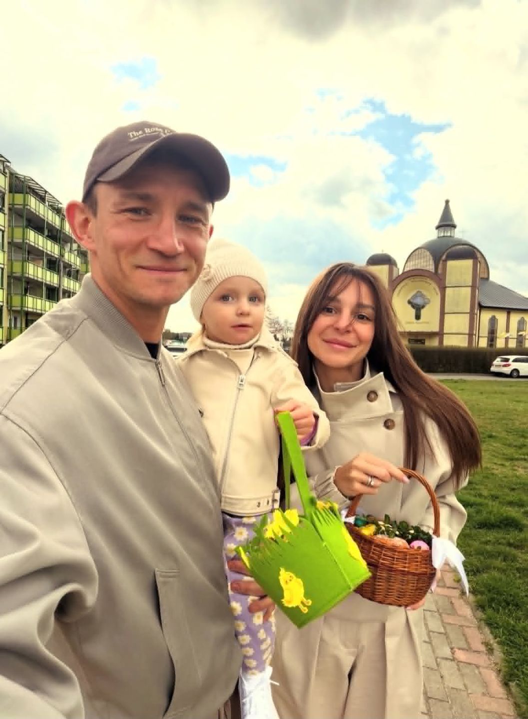 Rzeźniczakowie demonstrują "uroki mieszkania z mamą"