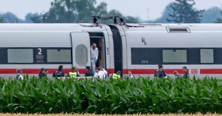 Atak siekierą w pociągu w Niemczech. Są ranni