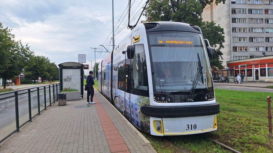 Tramwaj na ulicy Kościuszki w Toruniu
