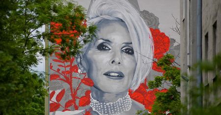 Warszawa. Powstał mural przedstawiający Korę. Wkrótce odsłonięcie
