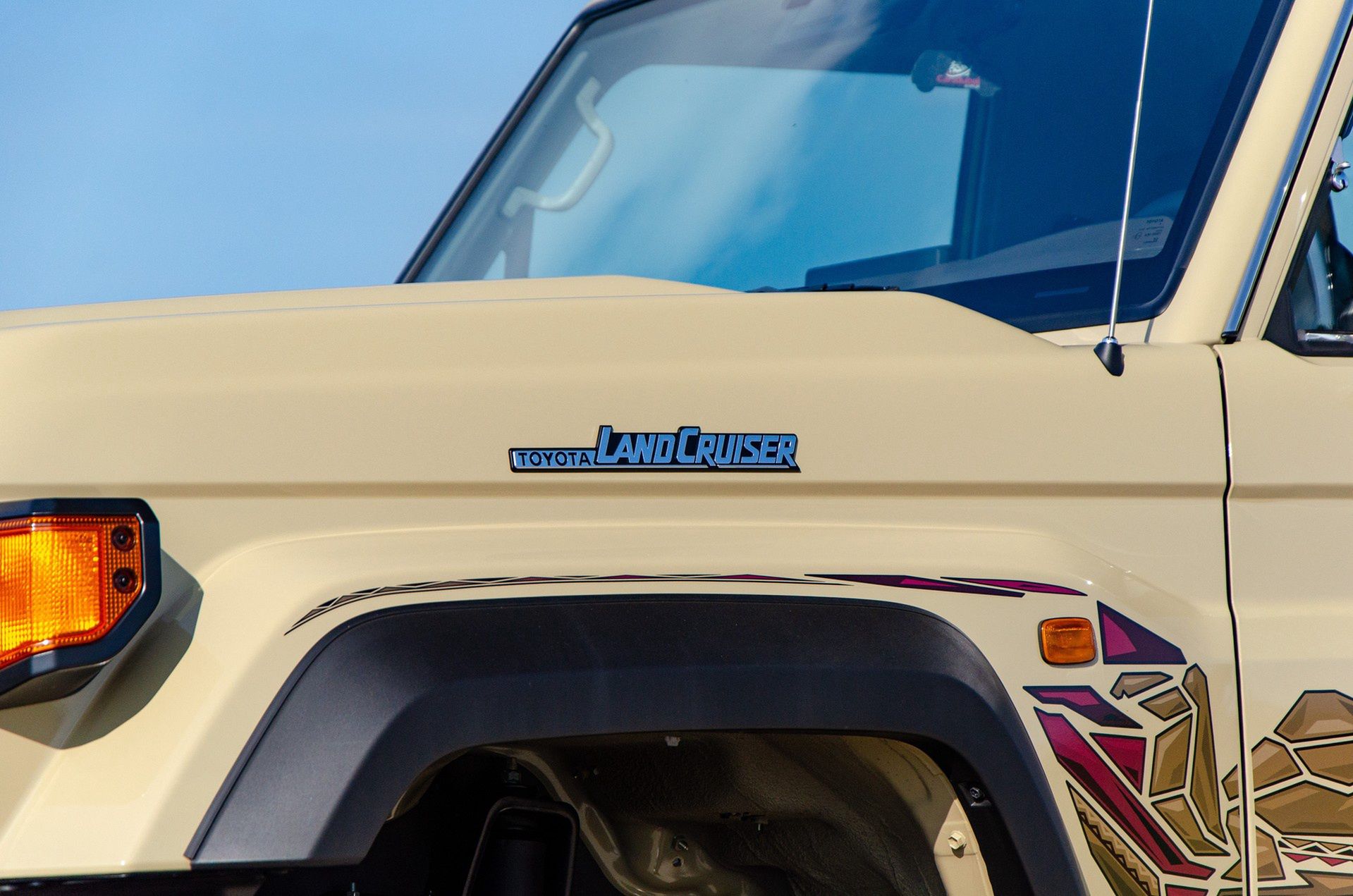 Toyota Land Cruiser 70