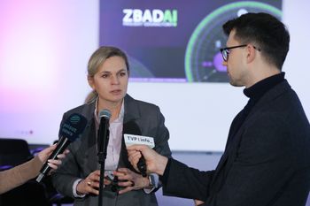 Ciało dziewczynki w Jeleniej Górze. Nowacka: niewyobrażalny dramat