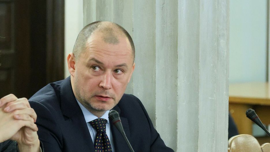 Sędzia Paweł Iwaniec (po prawej)