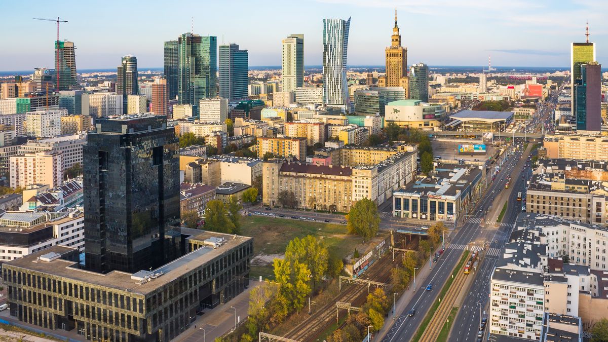 Warsaw - Panorama of city centre
Warsaw Skyline - panoramic view of Warsaw Downtown
Adam Szczepkowski