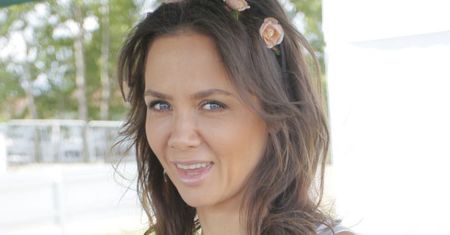 Kinga Rusin wyciąga nogi do nieba i uczy obserwatorów: "Joga dotlenia mózg" (ZDJĘCIA)