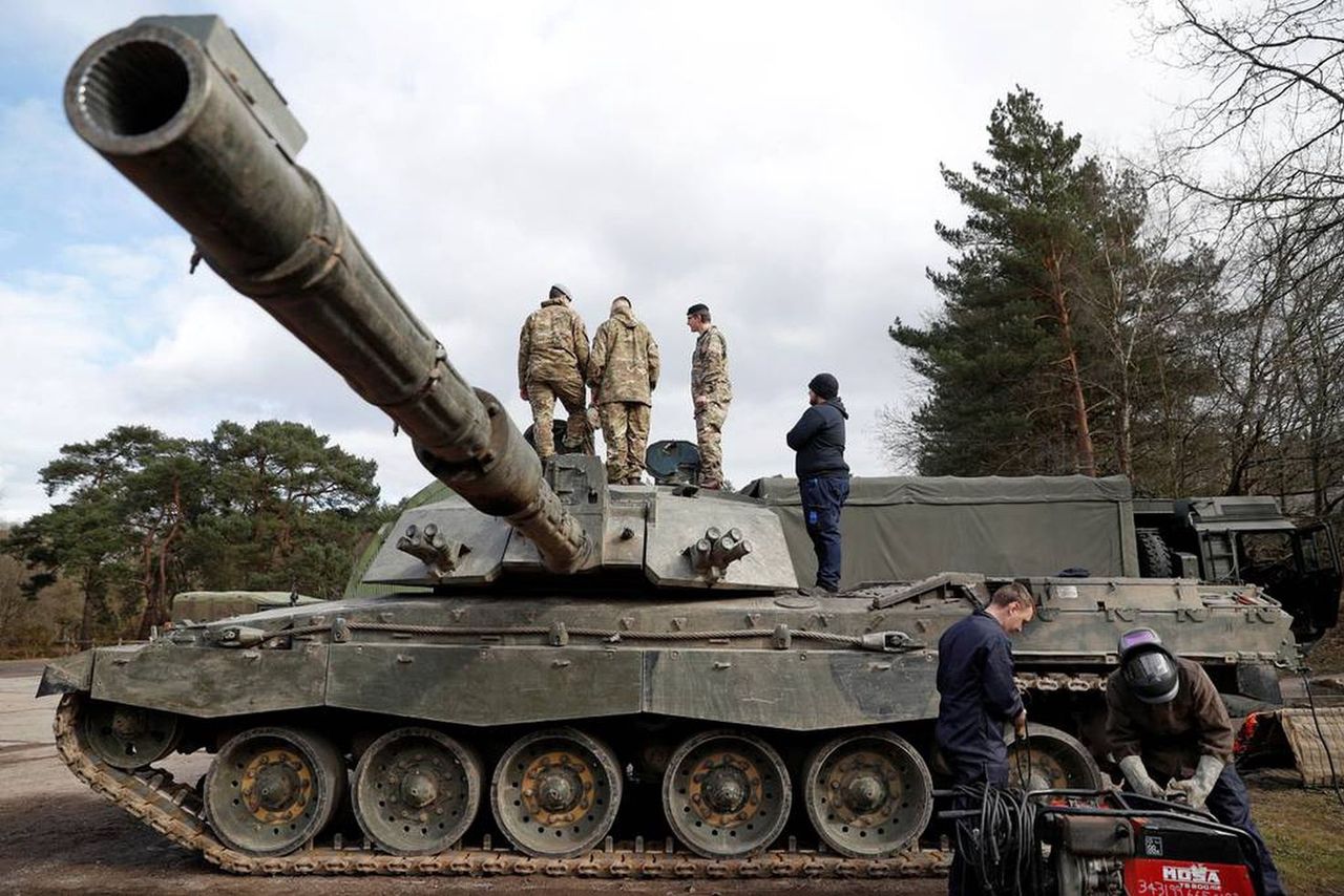 Mocarstwo boi się wojny. Ma mniej czołgów niż Madagaskar