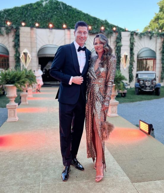Anna Lewandowska i Robert Lewandowski pomogli uzbierać na cel charytatywny prawdziwą fortunę