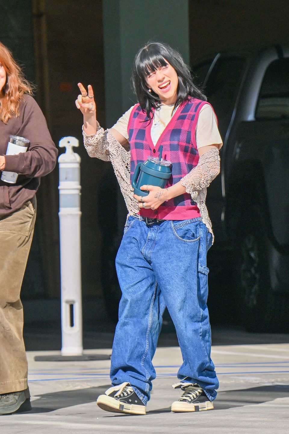 Billie Eilish maszeruje na spotkanie w towarzystwie mamy