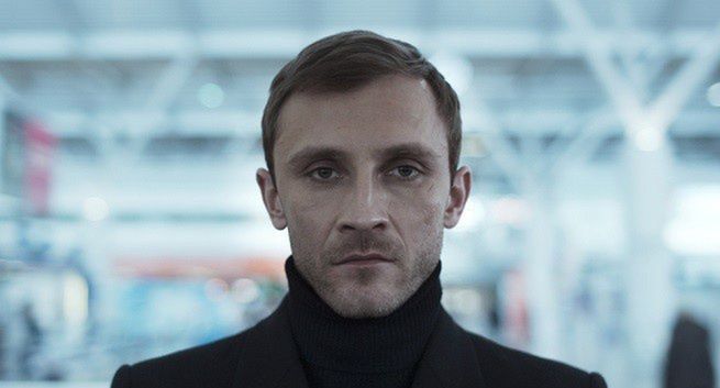 „Ślepnąc od świateł” to najlepszy polski serial od czasu „Gliny” i „Pitbulla” (opinie)