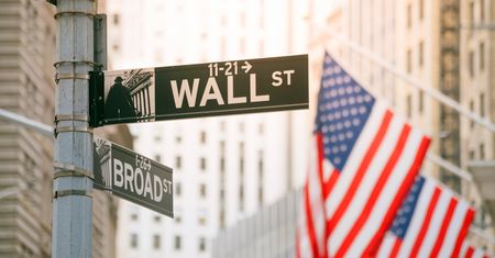 Wall Street zaczyna dzień od czerwieni. Czołowe indeksy pod kreską