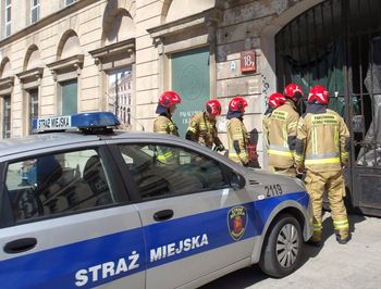 Utknęli na Miodowej. Seniorzy mówią, że nie zapomną tej wycieczki