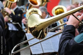 Opalenica: 5. Przegląd Orkiestr Dętych. Muzyczne święto mimo deszczu