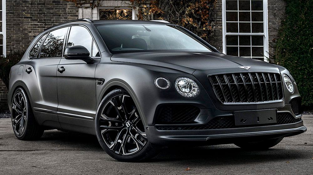 Bentley Bentayga zrzucił frak i przyodział dres. Wyszło mu to na dobre?