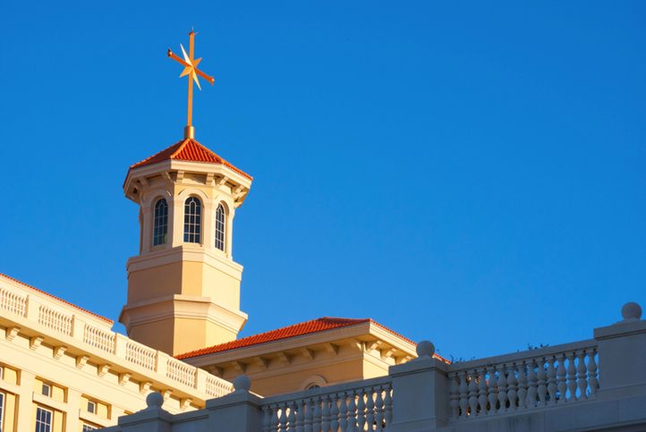 Czy scjentologia to sekta? Główne założenia i znani członkowie Kościoła Scjentologicznego