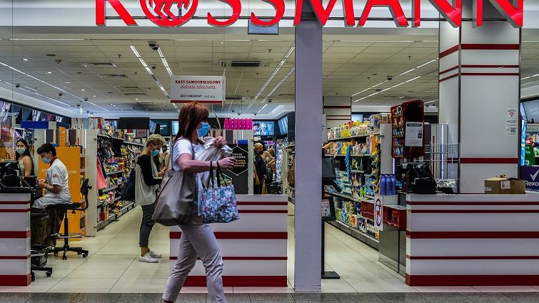 Rossmann wycofuje ze sklepów serię popularnych chipsów warzywnych
