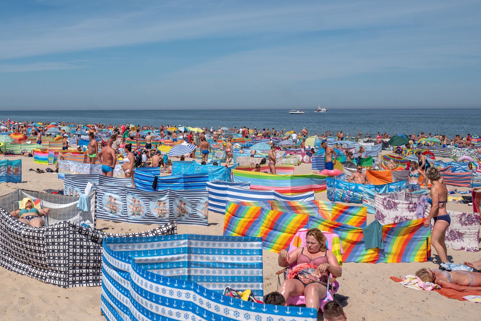 Gorszący widok na polskich plażach. Polacy mówią "dość". Chcą zmian