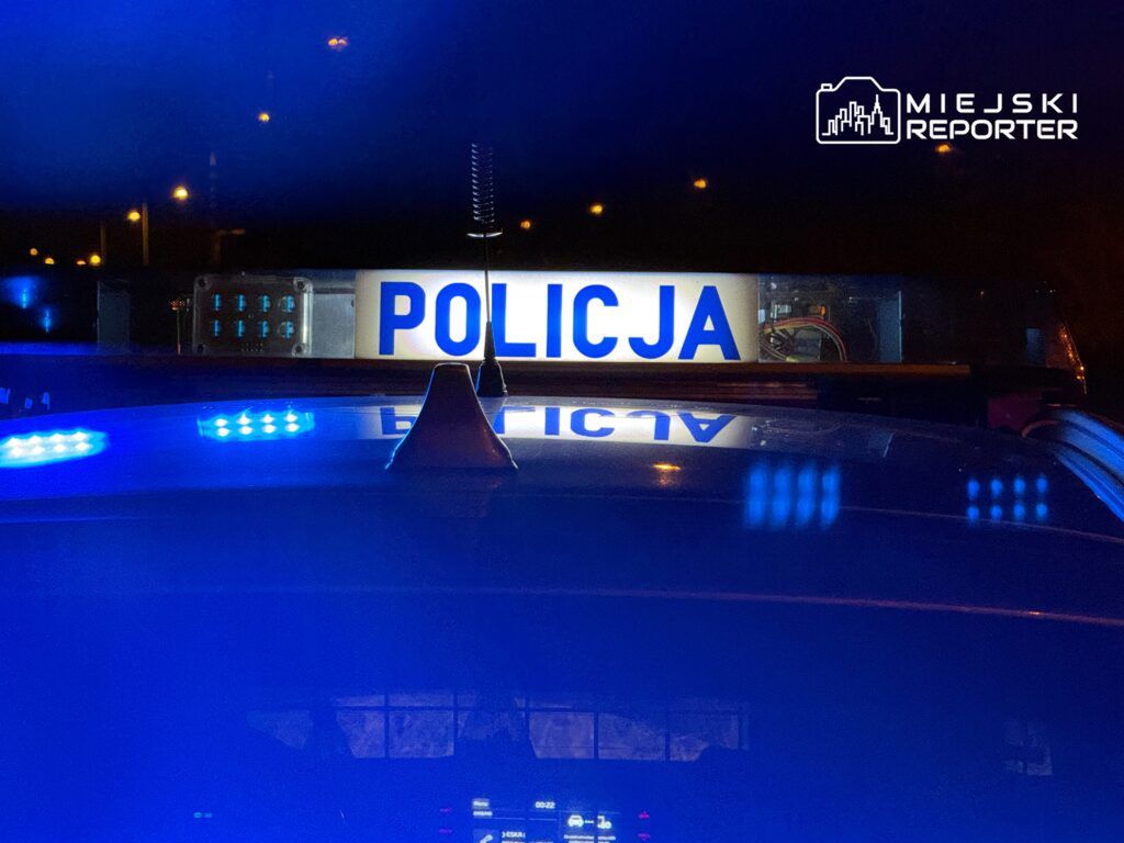 Wilga: 22-latek na motocyklu bez tablic zatrzymany po pościgu. Nie miał uprawnień, ale miał narkotyki