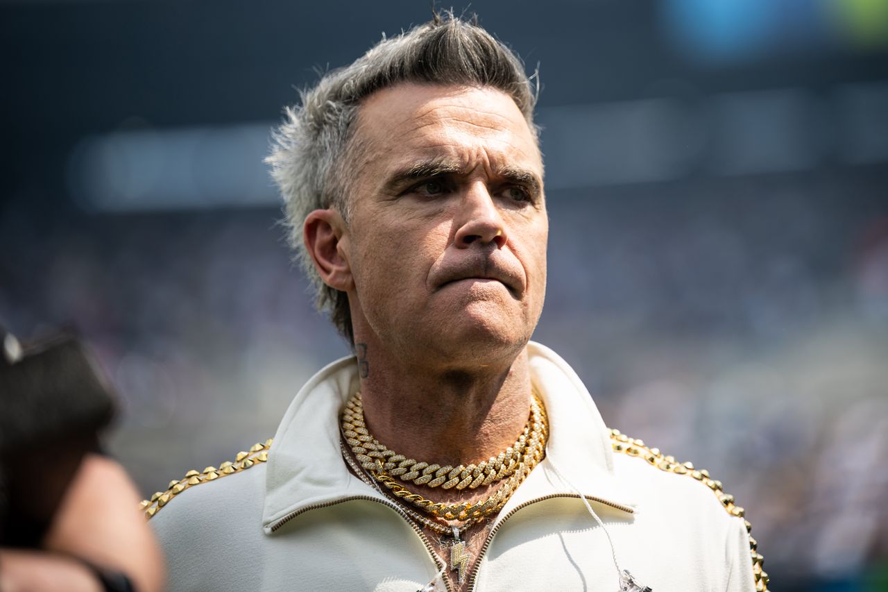 Robbie Williams mówi o poważnych problemach w rodzinie. "Nie jestem na to gotowy"