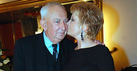 Został ojcem w wieku 55 lat. "Bardzo chciał mieć syna"