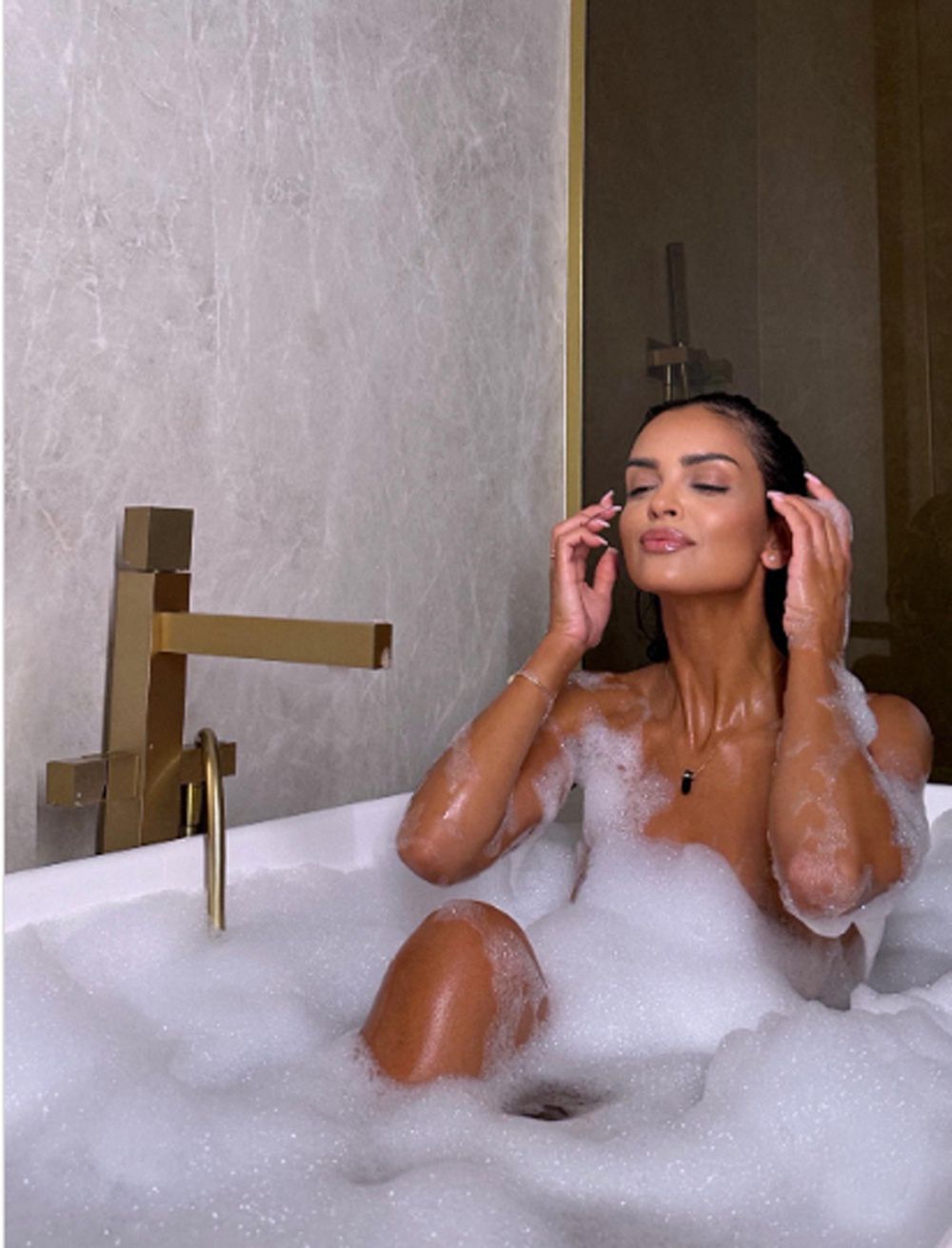 Tak mieszka Klaudii El Dursi 