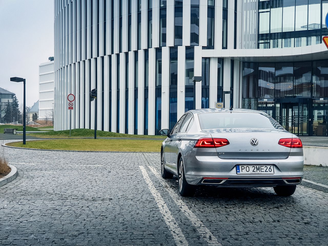 Volkswagen Passat GTE (2019)