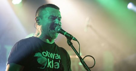 "Pewne rzeczy się nie zmieniają". Materiał z dzikiej, nielegalnej sesji Dezertera jest nadal aktualny