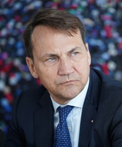Polska w konflikcie z UE. Sikorski: Kaczyński chce mieć wyroki na telefon