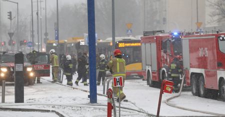 W Warszawie spłonął Lidl. Płomienie wysokie na kilka pięter